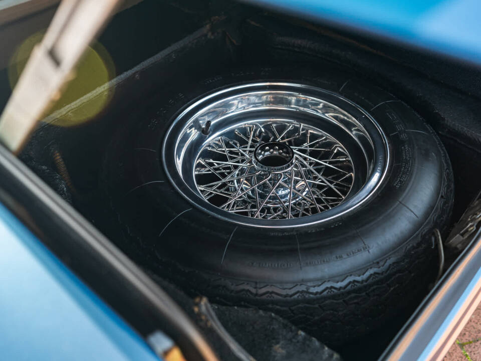 Image 18/30 de Ferrari 365 GTB&#x2F;4 Daytona (1973)