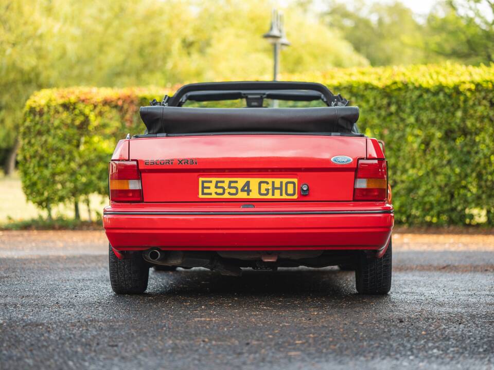 Immagine 8/50 di Ford Escort IV XR3i (1987)