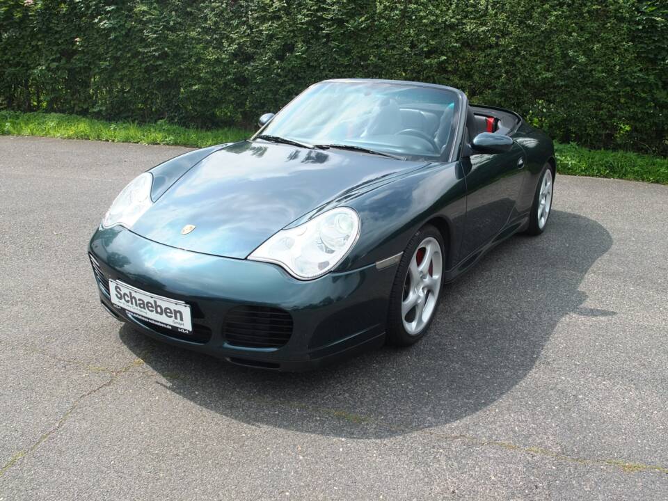 Bild 48/73 von Porsche 911 Carrera 4S (2004)