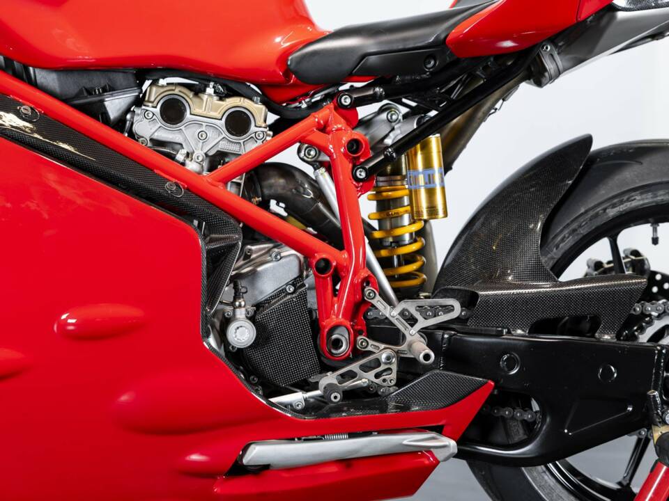 Bild 10/40 von Ducati DUMMY (2004)