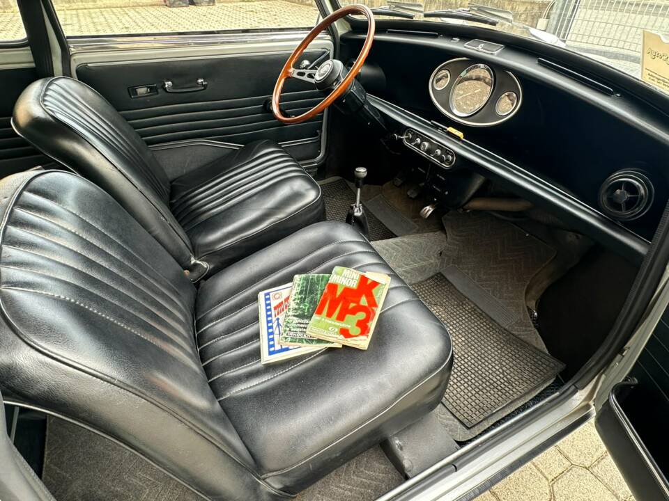 Bild 17/21 von Innocenti Mini Minor 850 (1970)