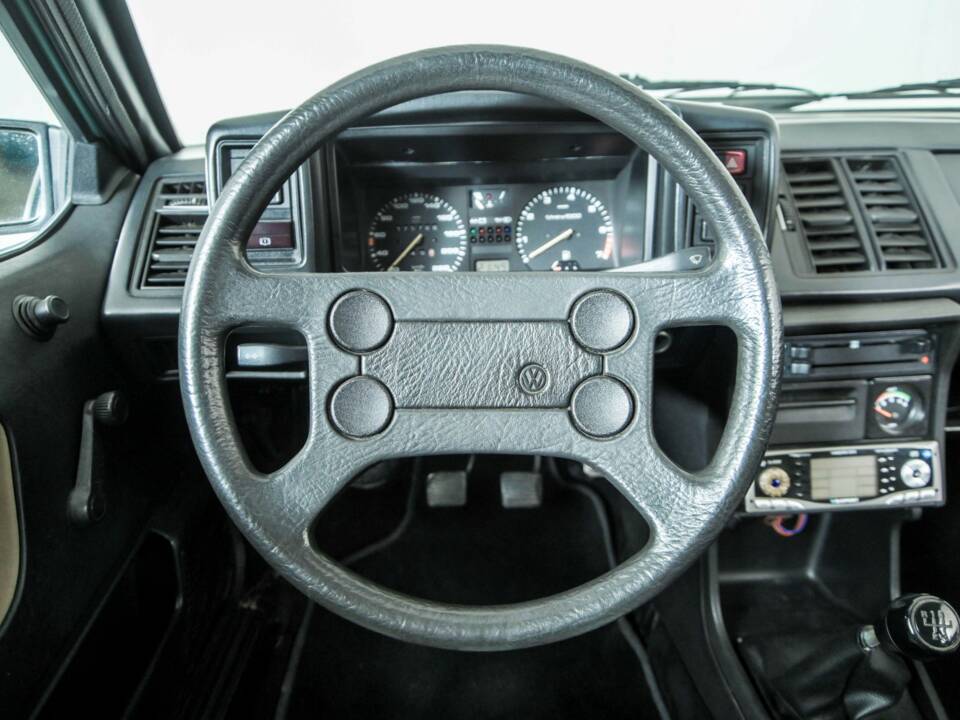 Bild 6/50 von Volkswagen Scirocco II 1.8 (1986)