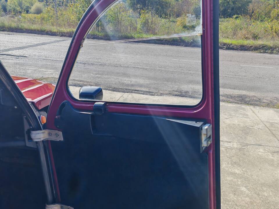 Bild 29/36 von Citroën 2 CV 6 (1978)