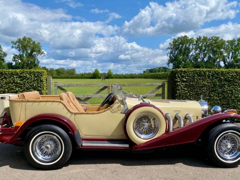 Image 6/15 of Excalibur Phaeton Series III (1978)