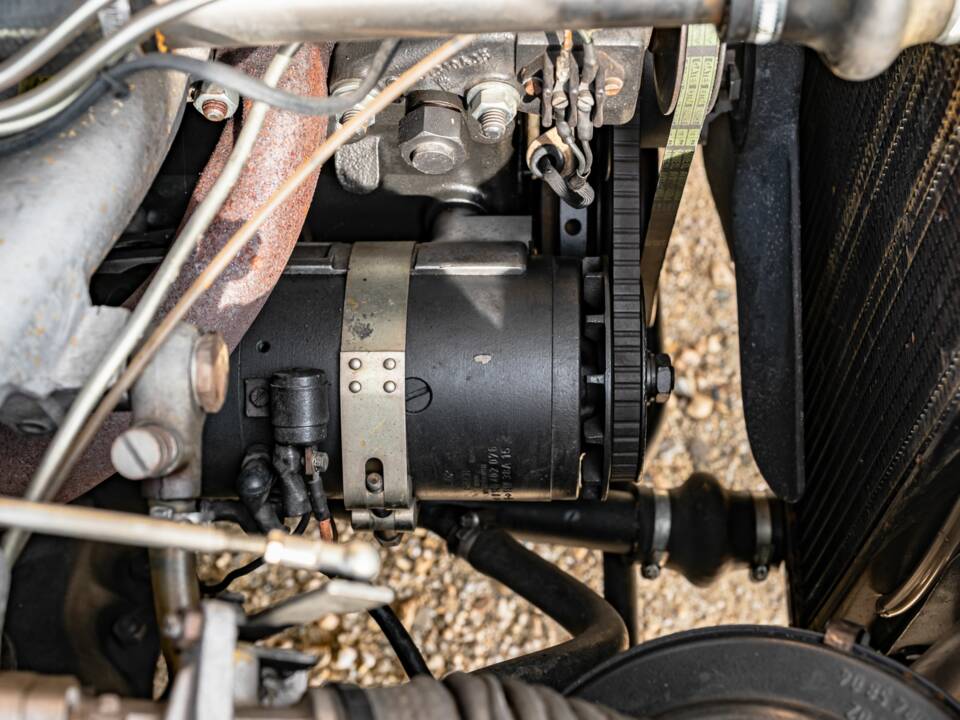 Image 55/86 of Mercedes-Benz 300 SE (1965)