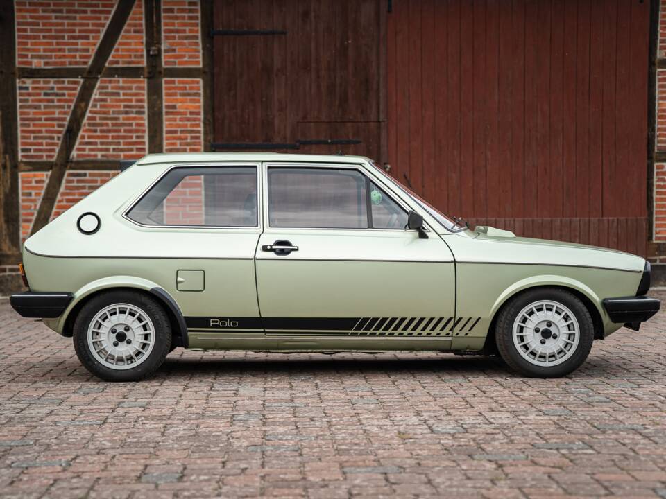 Image 12/40 of Volkswagen Polo I 1.1 (1980)
