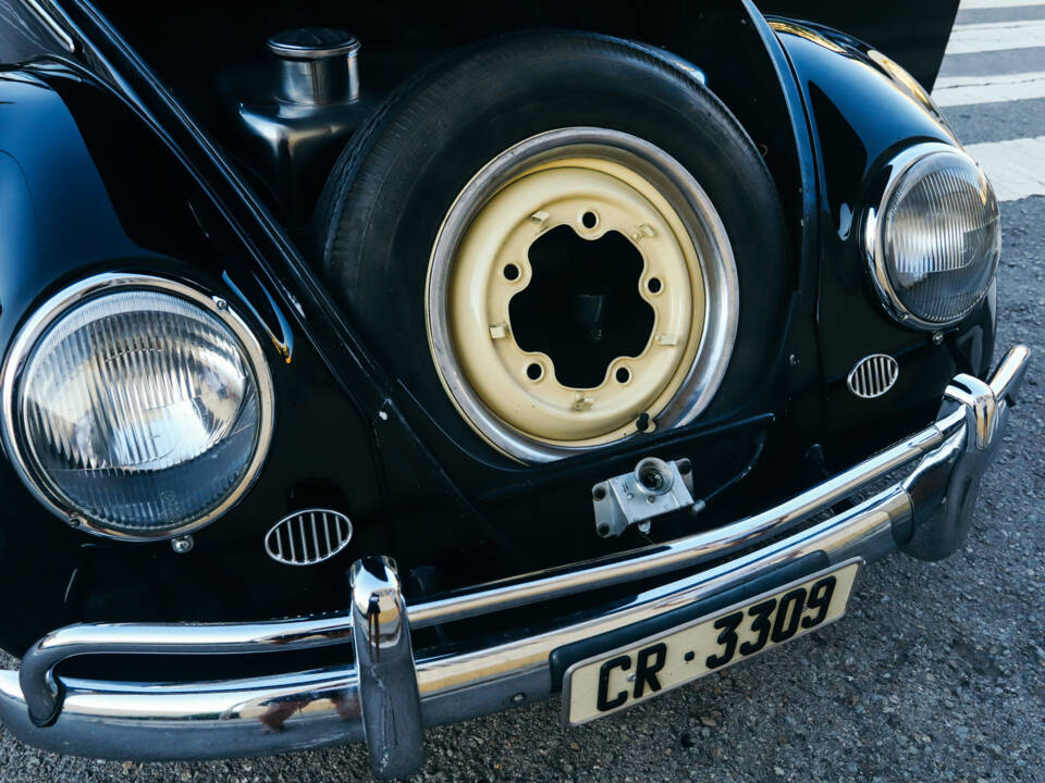 Image 120/130 of Volkswagen Beetle 1200 Export &quot;Oval&quot; (1954)