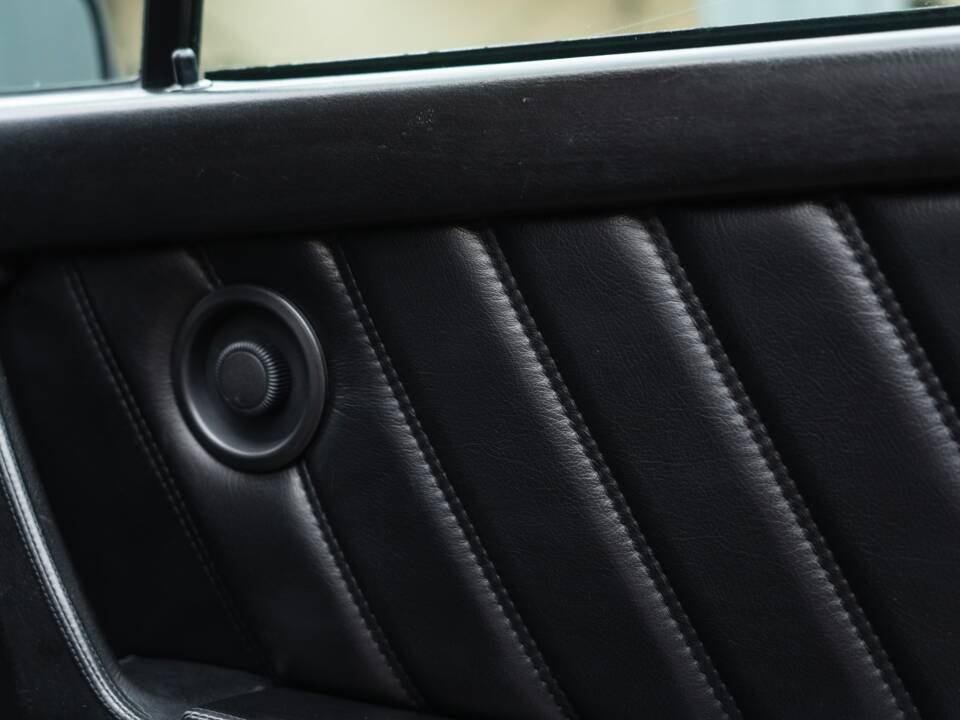 Image 51/67 of Porsche 911 Turbo 3.3 (1987)