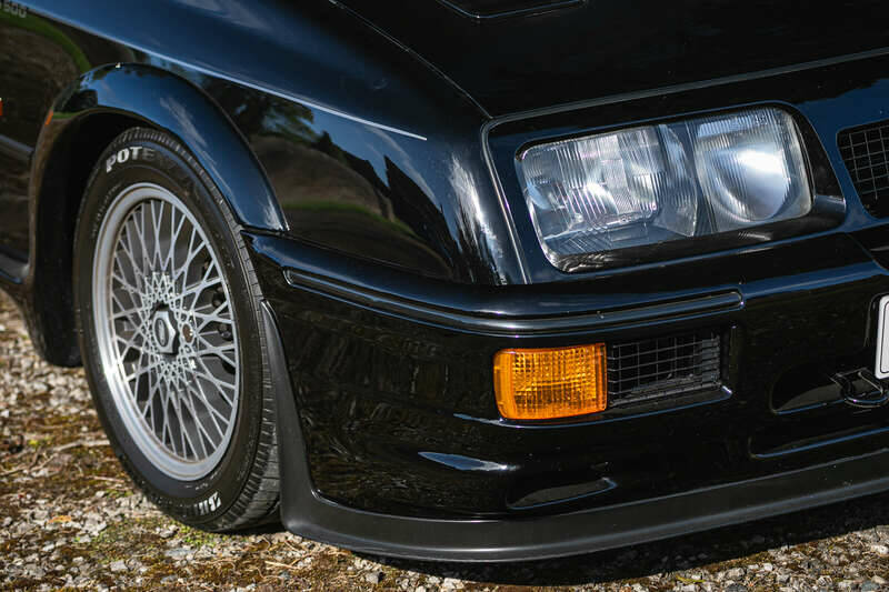 Image 30/38 of Ford Sierra RS 500 Cosworth (1988)
