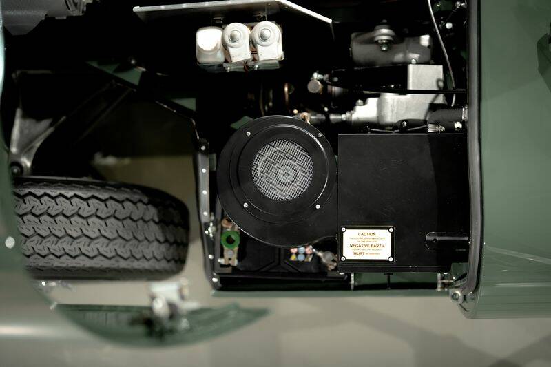 Image 36/50 de Jaguar Type E 4.2 (1966)