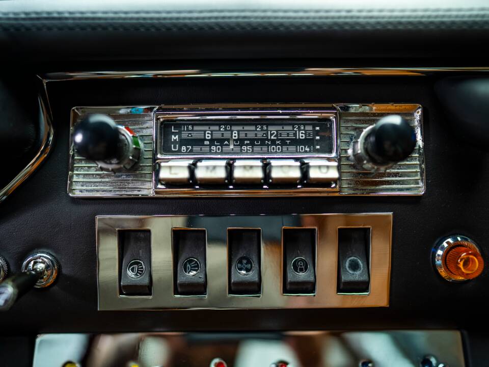 Image 61/97 of Maserati Mistral 3700 (1965)