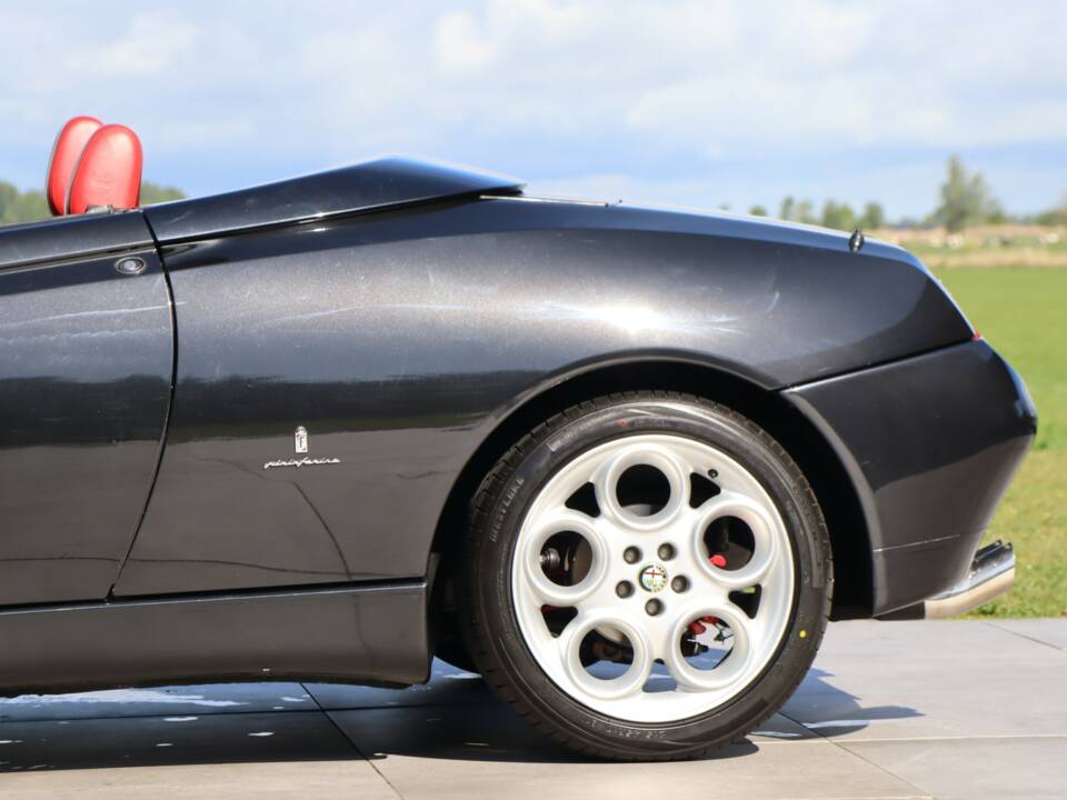 Image 19/50 of Alfa Romeo Spider 3.0 V6 24V (2001)