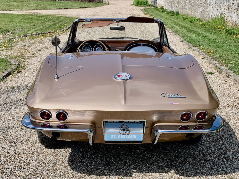Image 20/80 of Chevrolet Corvette Sting Ray Convertible (1963)
