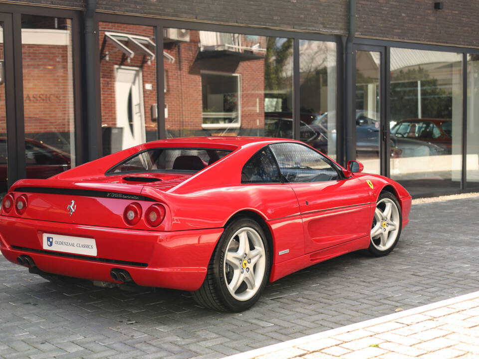 Image 4/17 of Ferrari F 355 Berlinetta (1997)