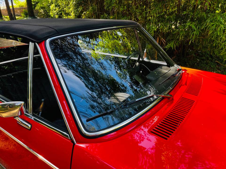 Image 43/142 of BMW 1600 Convertible (1970)