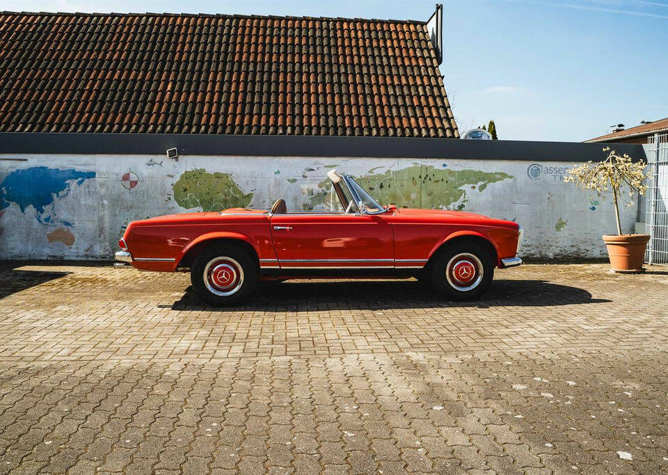 Image 8/8 of Mercedes-Benz 230 SL (1964)