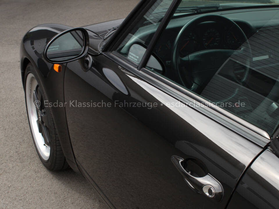 Bild 28/29 von Porsche 911 Carrera 4 (1996)