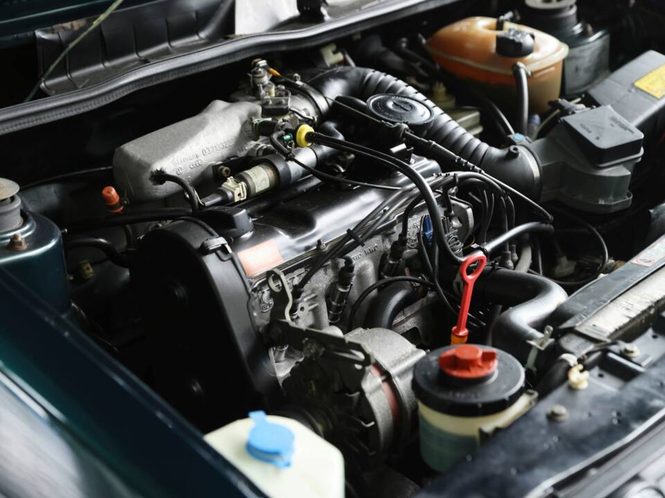 Image 30/36 of Volkswagen Golf Mk I Convertible 1.8 (1993)