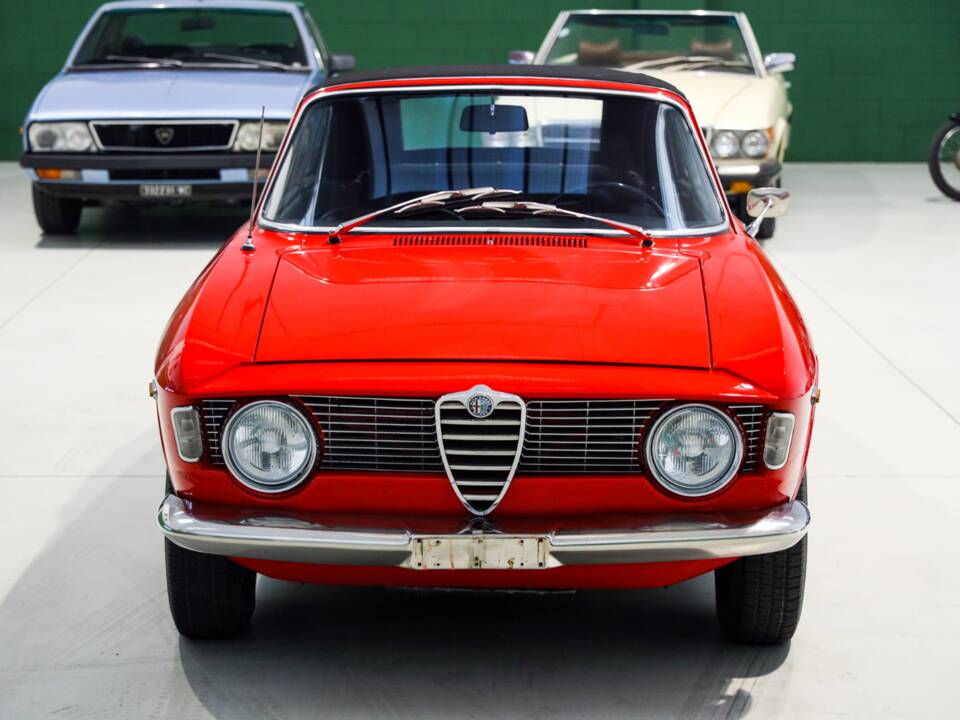 Image 7/58 of Alfa Romeo Giulia 1600 GTC (1965)