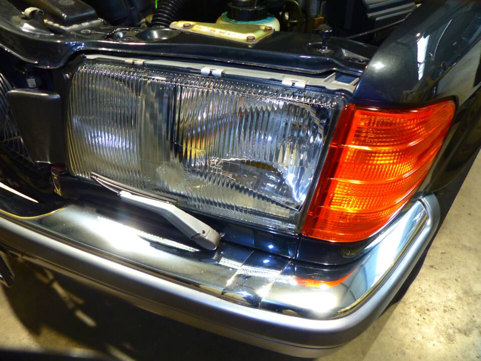 Image 85/91 of Mercedes-Benz 560 SEL (1990)