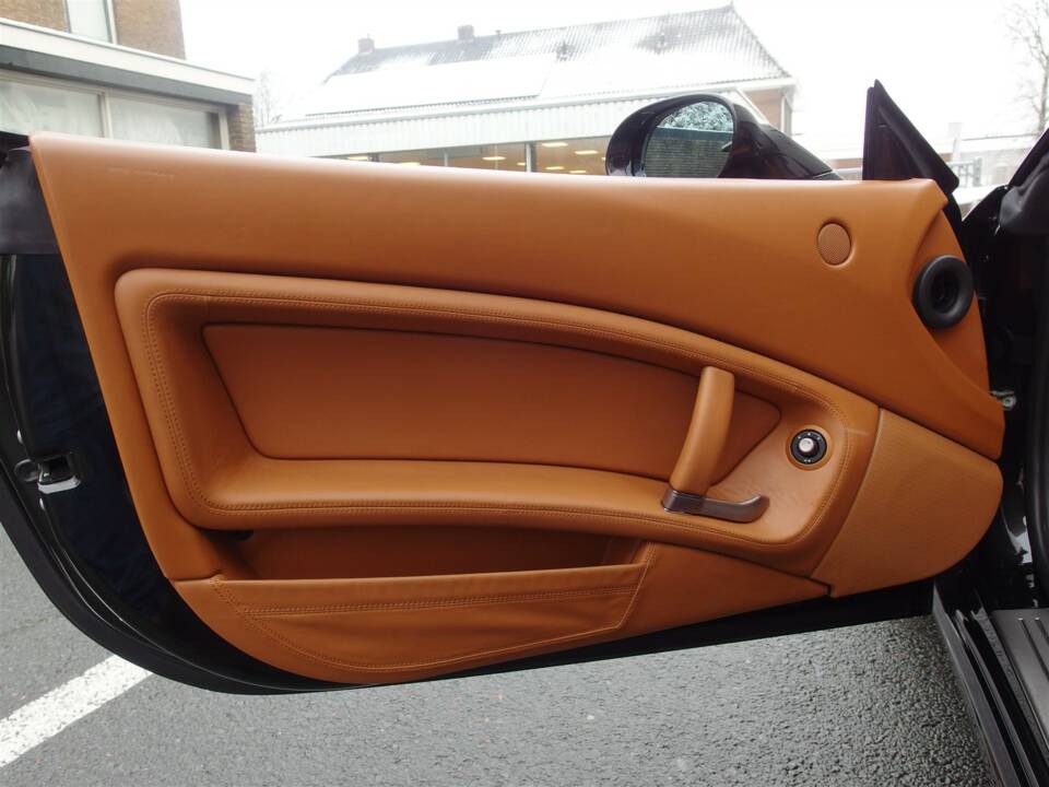 Image 37/99 of Ferrari California (2010)