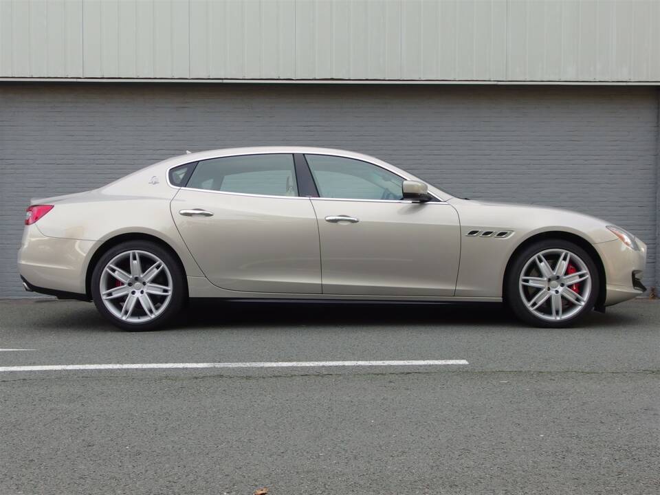 Image 5/98 of Maserati Quattroporte GTS (2015)