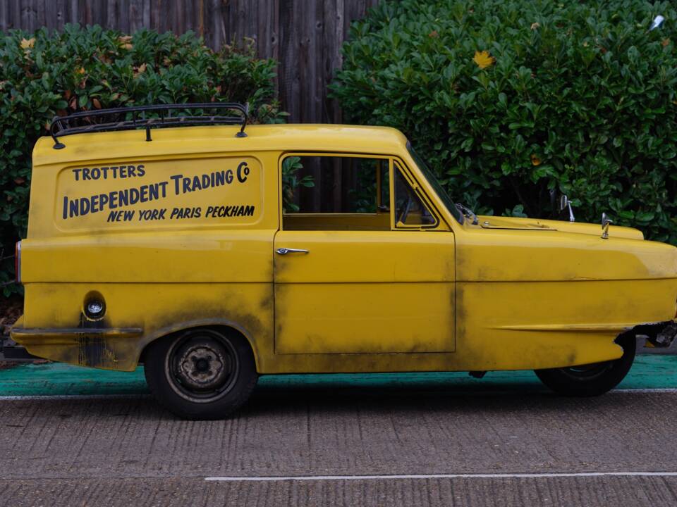 Bild 2/32 von Reliant Regent Van 10cwt (1969)