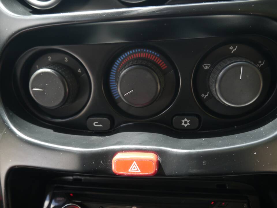 Bild 34/67 von Alfa Romeo GTV 2.0 V6 Turbo (1996)