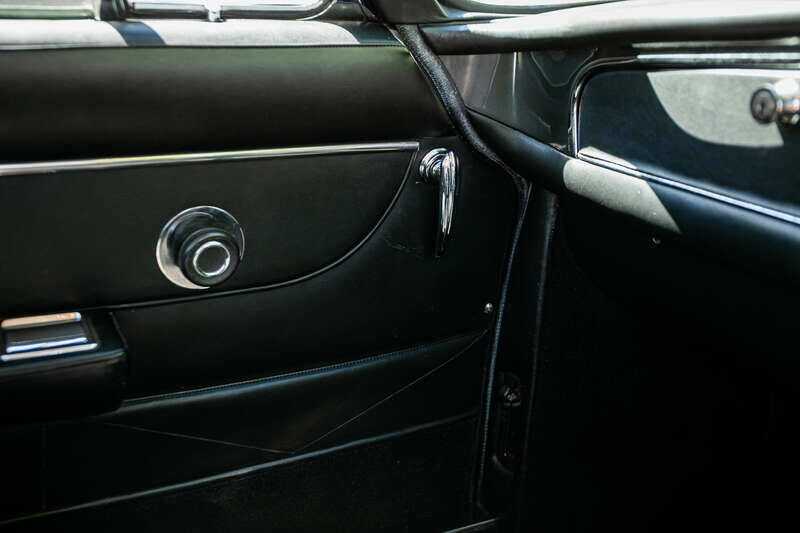 Afbeelding 33/47 van Aston Martin DB 6 Vantage (1966)