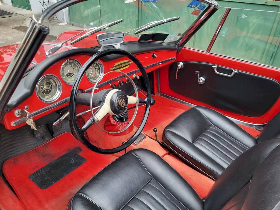 Image 21/65 of Alfa Romeo Giulietta Spider (1962)