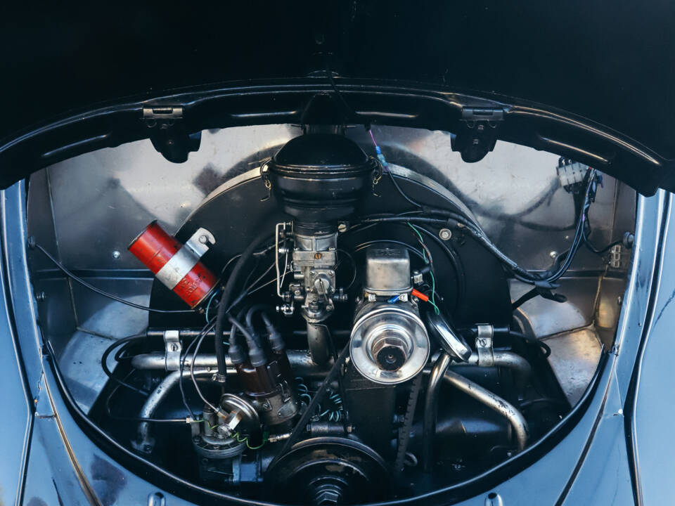 Image 97/130 of Volkswagen Beetle 1200 Export &quot;Oval&quot; (1954)