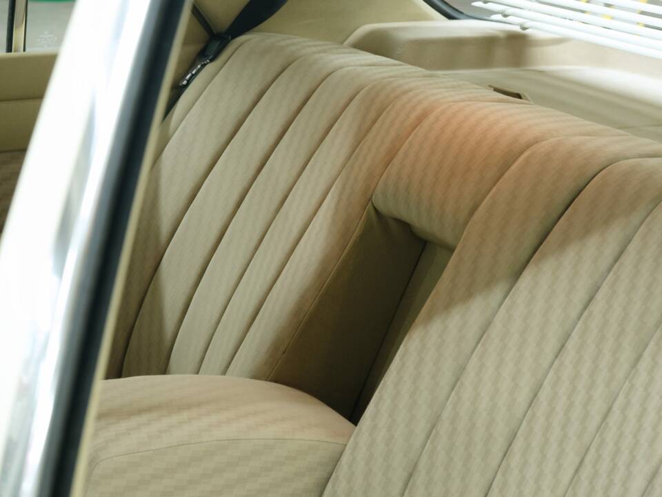 Bild 39/50 von Mercedes-Benz 280 S (1982)