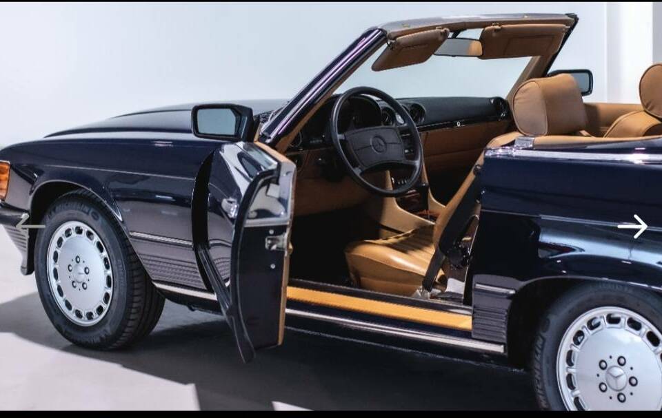 Imagen 19/20 de Mercedes-Benz 560 SL (1989)