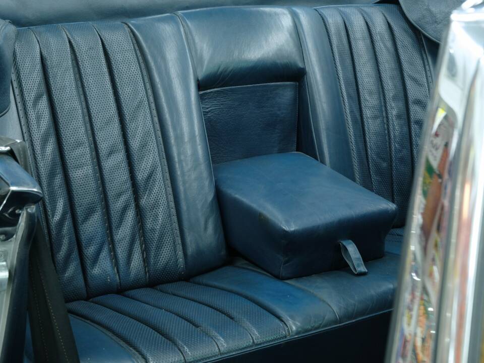 Image 46/50 of Mercedes-Benz 280 SE 3,5 (1970)