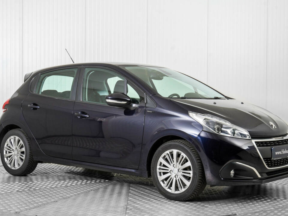 Image 5/50 of Peugeot 208 1.2 PureTech 82 (2019)
