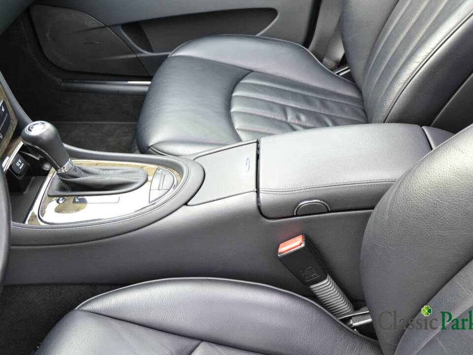 Bild 49/50 von Mercedes-Benz CLS 350 CGI (2008)