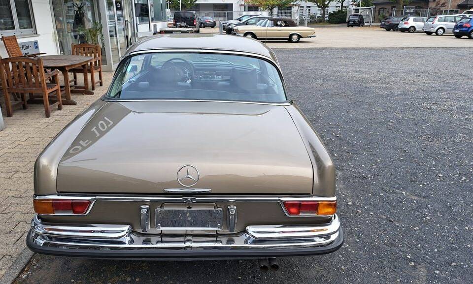 Bild 6/30 von Mercedes-Benz 280 SE 3,5 (1971)