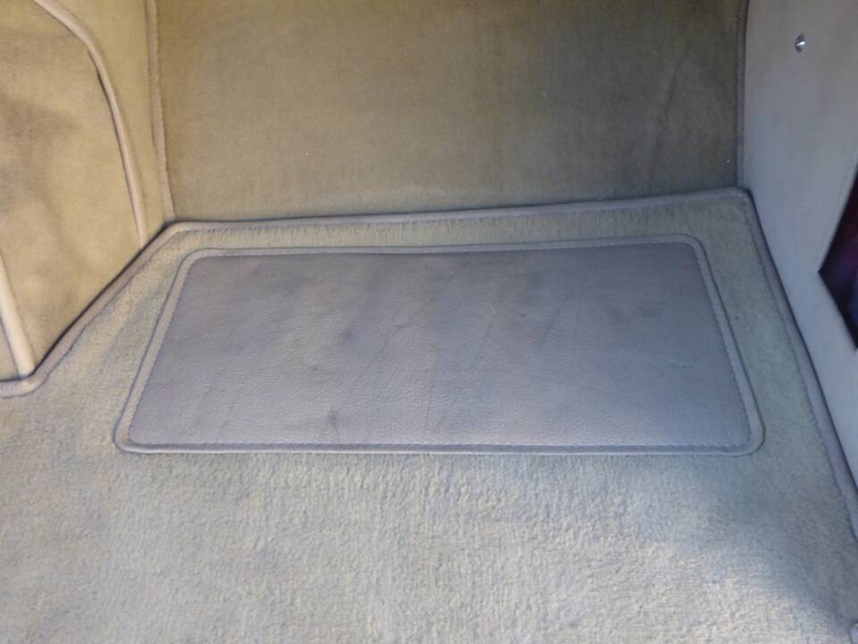 Image 62/174 of Jaguar XK 150 3.4 S OTS (1958)