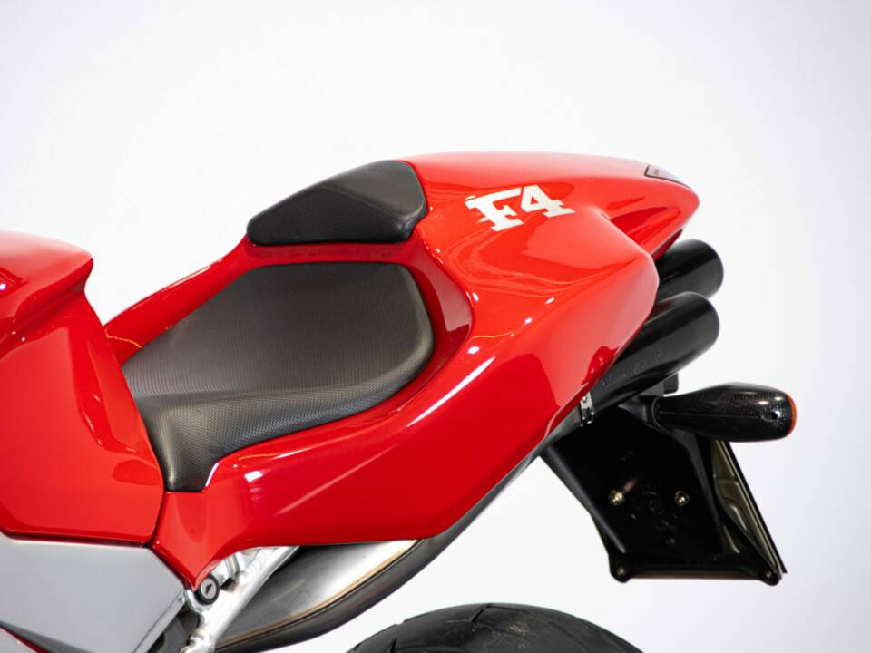 Bild 38/50 von MV Agusta F4 750 S (2000)