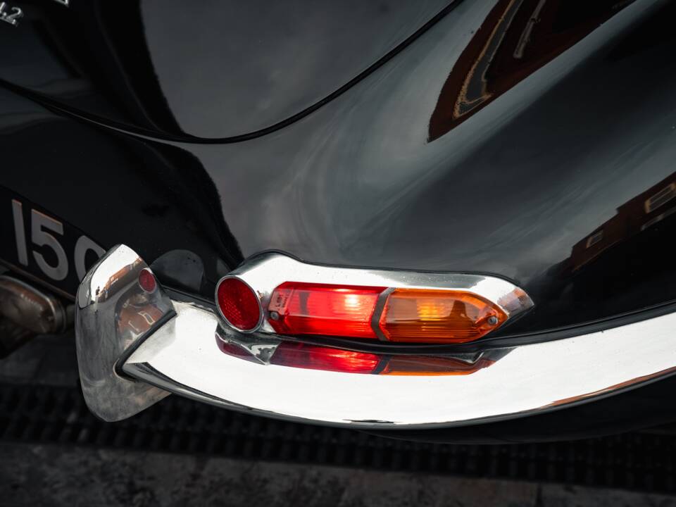Imagen 16/42 de Jaguar E-Type (2+2) (1967)