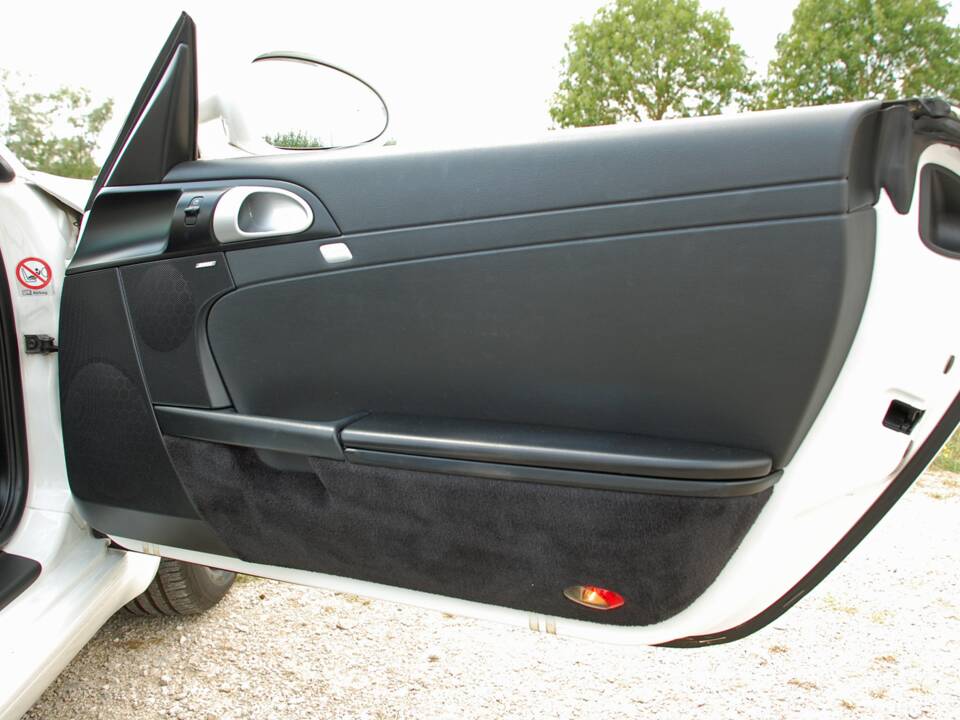 Immagine 18/25 di Porsche Boxster (2010)