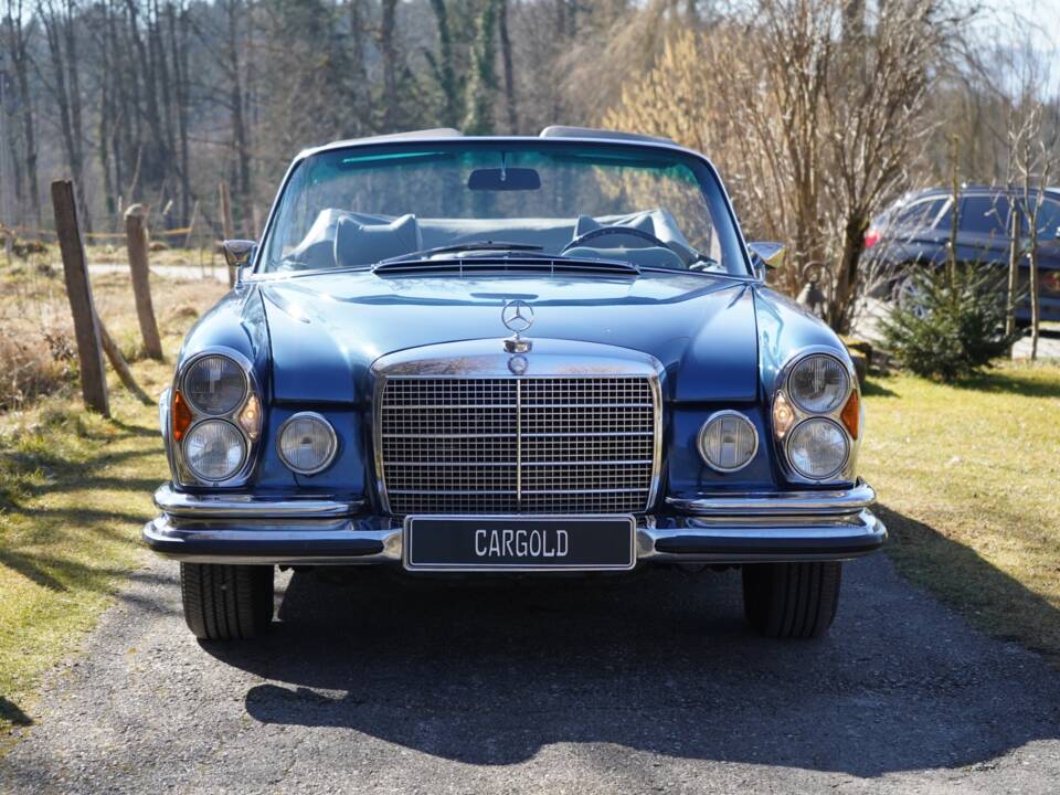 Image 7/13 of Mercedes-Benz 280 SE 3,5 (1970)