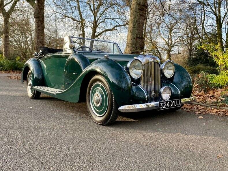 Bild 1/50 von Lagonda V12 DHC (1939)
