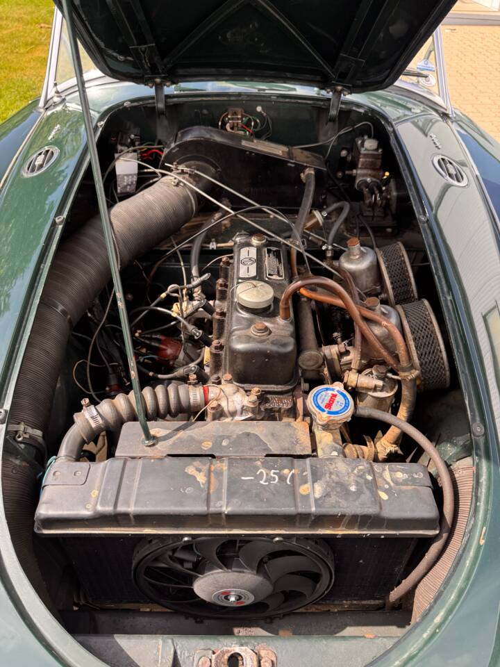 Image 43/79 of MG MGA 1600 (1961)