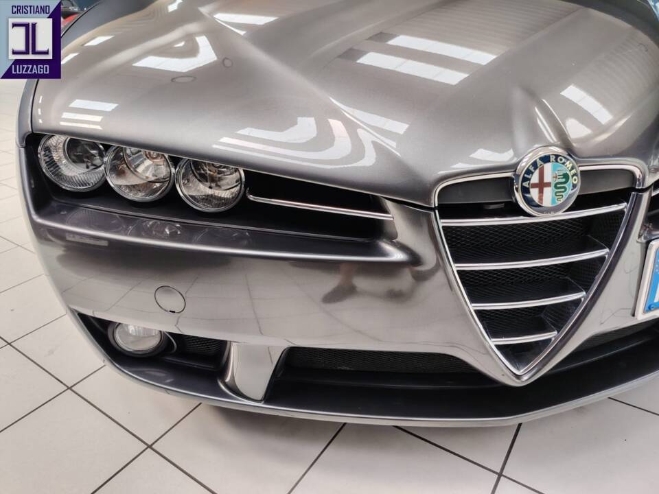 Bild 12/86 von Alfa Romeo Spider 2.2 JTS (2007)