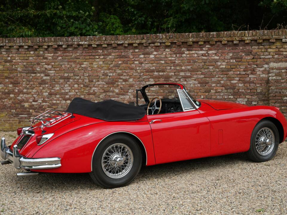 Image 48/50 of Jaguar XK 150 DHC (1960)