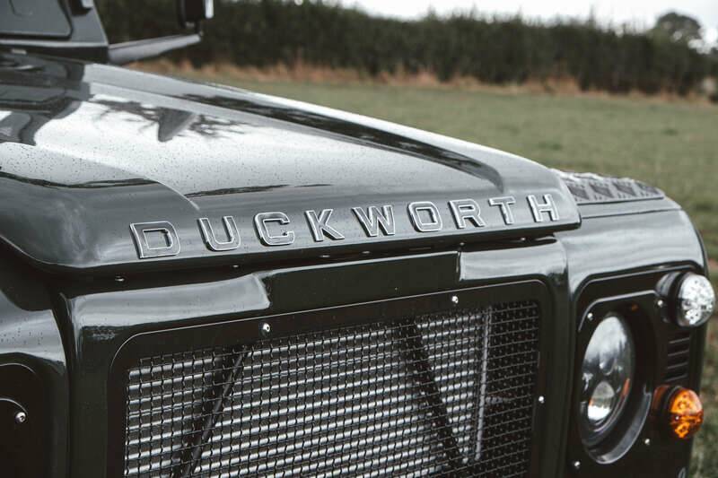 Bild 12/41 von Land Rover Defender 110 Td5 (2002)