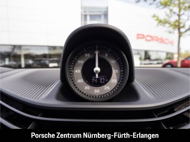 Image 35/36 of Porsche Taycan 4S Sport Turismo (2026)