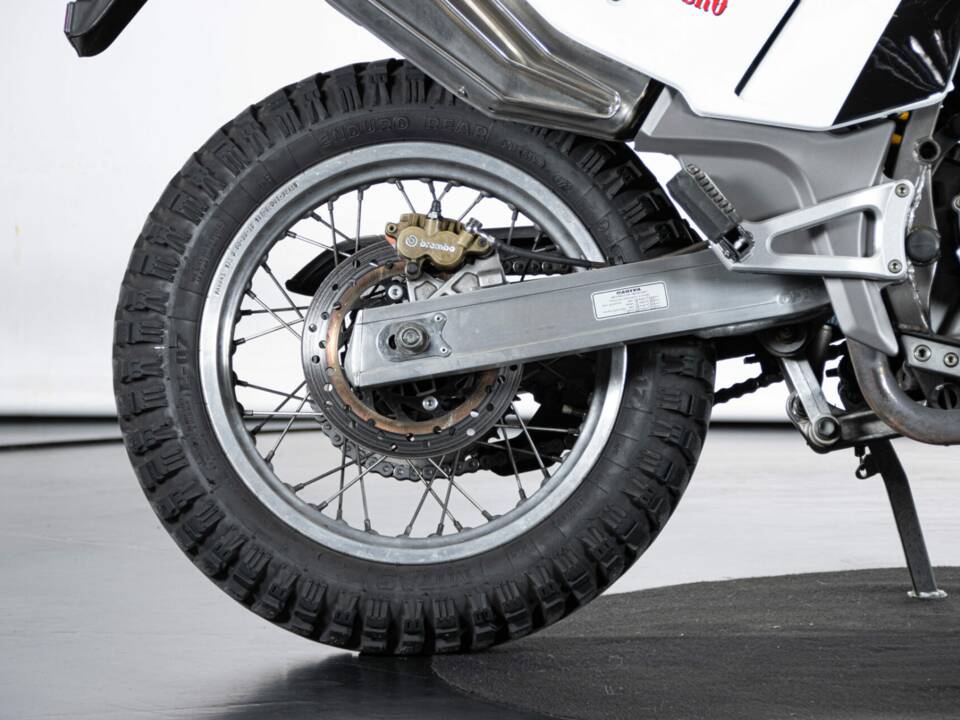 Image 32/50 of Cagiva E900 Elefant (1997)