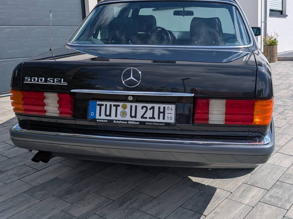 Image 6/29 of Mercedes-Benz 500 SEL (1990)